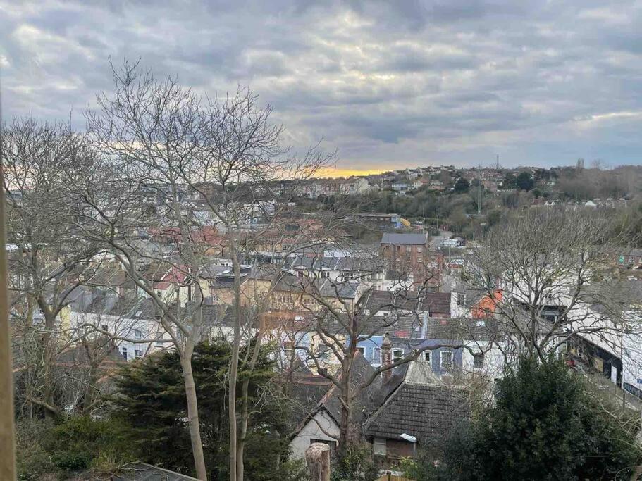 One/Two Bedroom Apartment Close To Sea & Centre Hastings Esterno foto