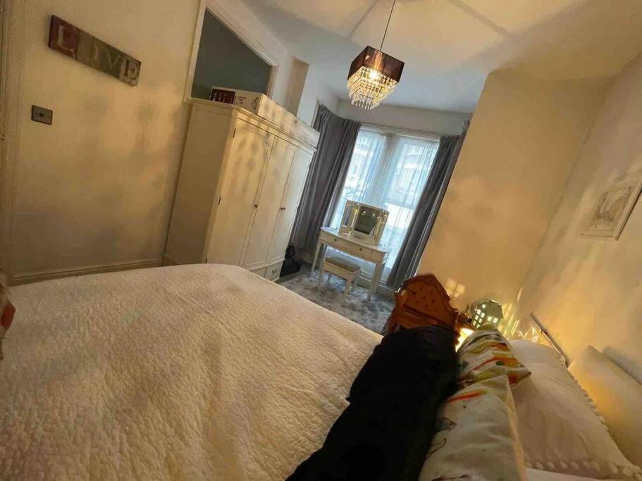 One/Two Bedroom Apartment Close To Sea & Centre Hastings Esterno foto