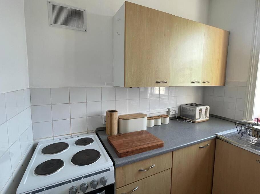 One/Two Bedroom Apartment Close To Sea & Centre Hastings Esterno foto